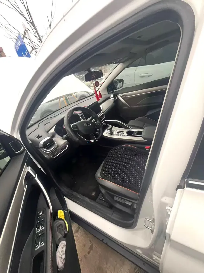 2023 Geely Coolray 1.5T 181HP L4 7DCT,autocango,china used car exporter,china ev exporter,chinese used car exporter,chinese used ev exporter