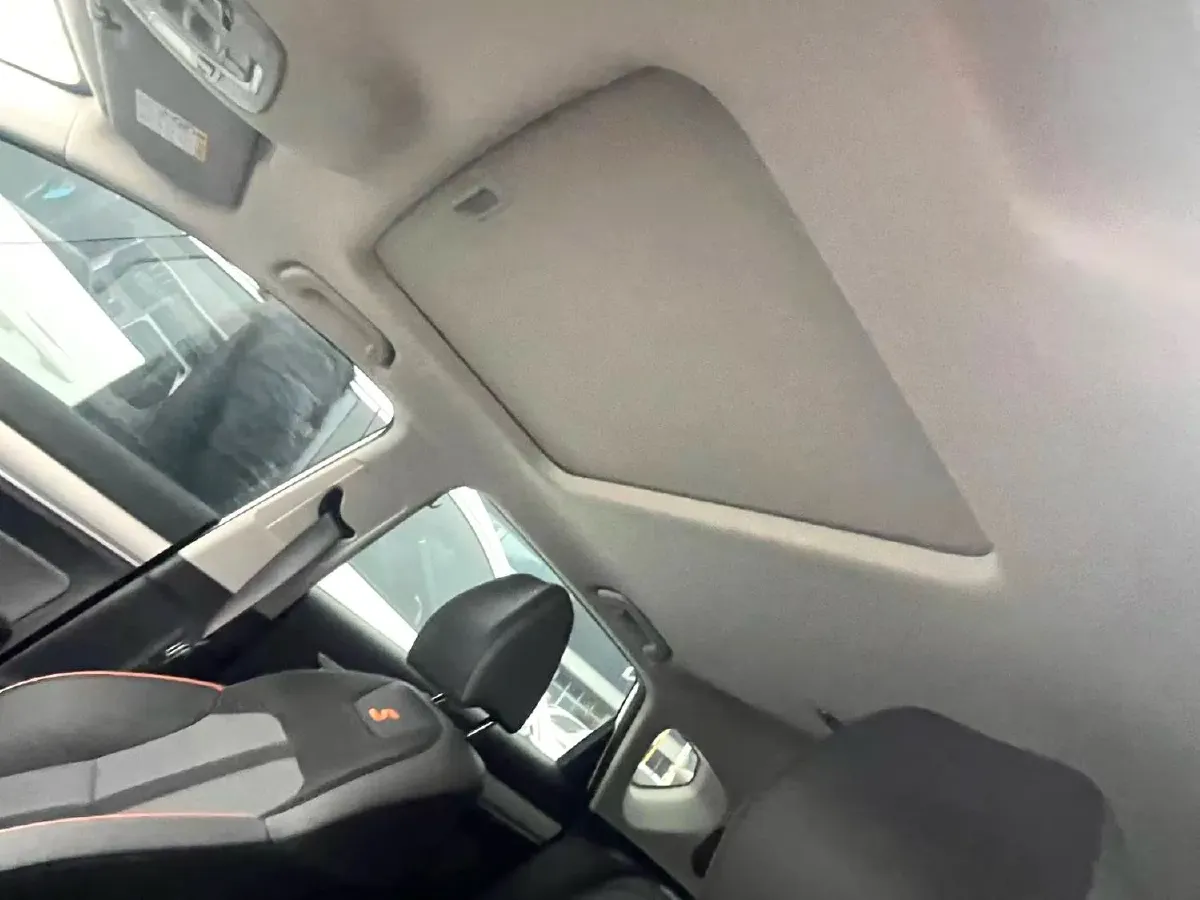 2023 Geely Coolray 1.5T 181HP L4 7DCT,autocango,china used car exporter,china ev exporter,chinese used car exporter,chinese used ev exporter