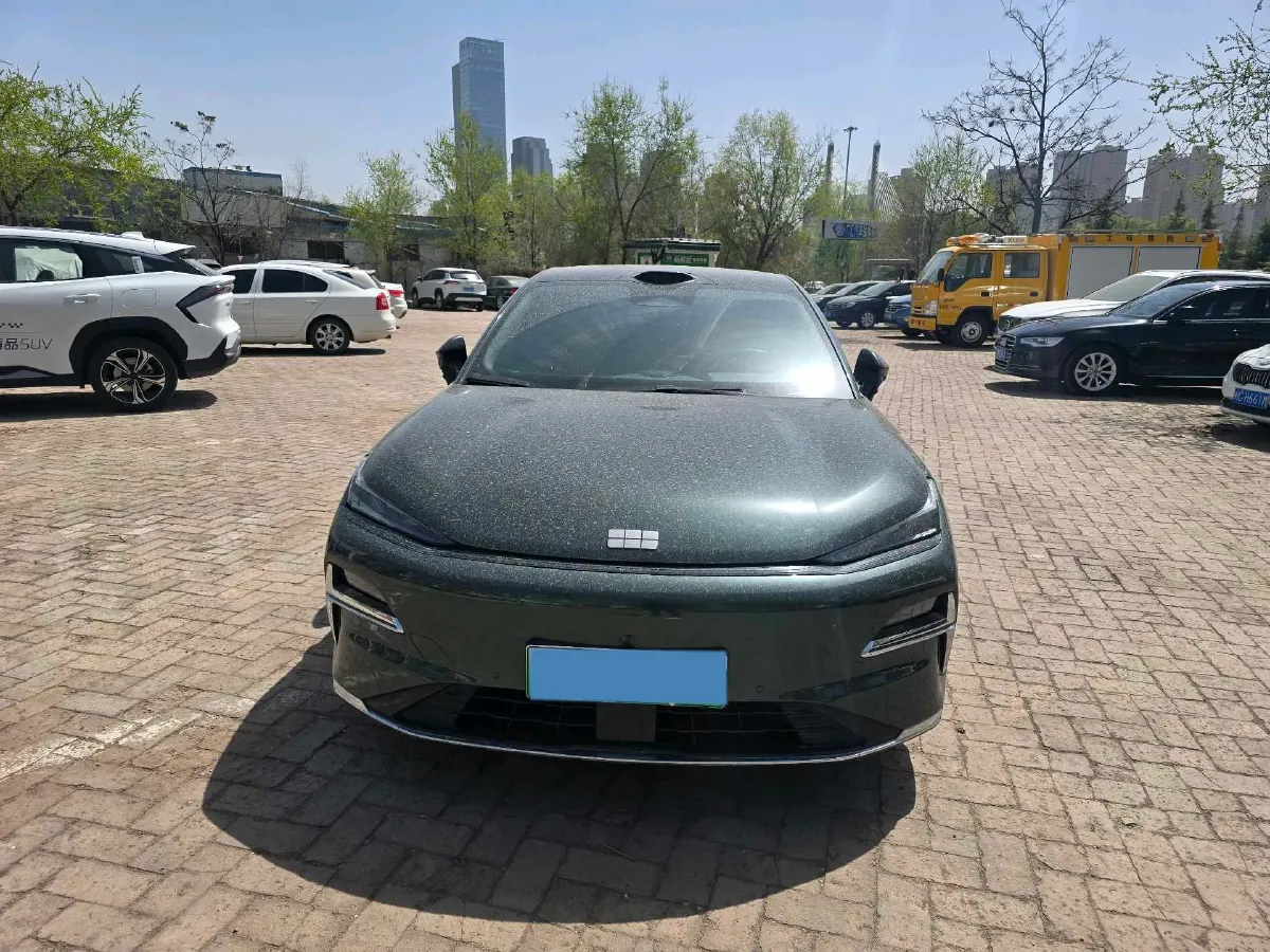 2025 Geely Galaxy Starshine 8 1.5T 163HP L4 3DHT PHEV 27.69KWH,autocango,china used car exporter,china ev exporter,chinese used car exporter,chinese used ev exporter
