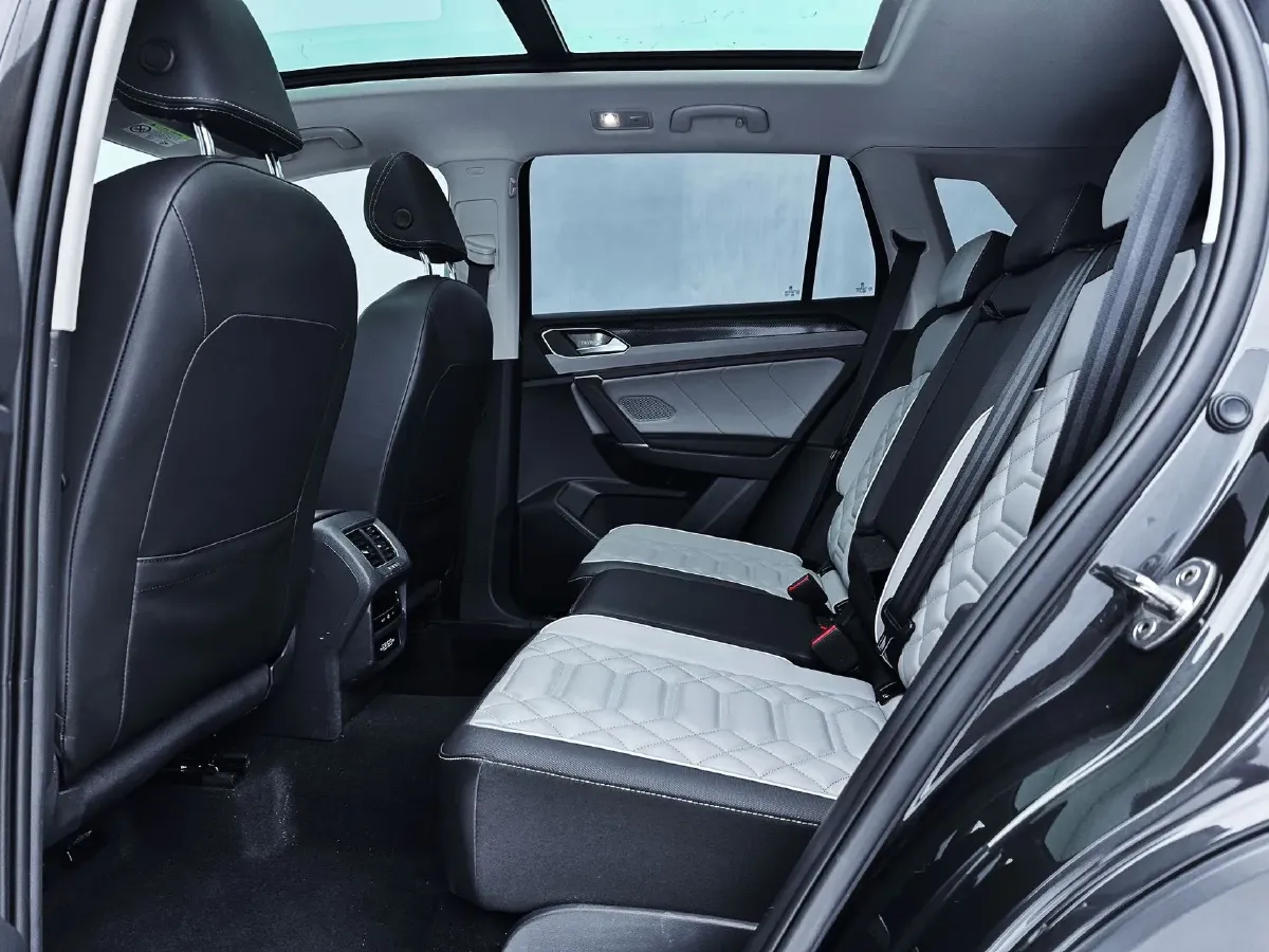 2023 Volkswagen Tayron 1.4T 150HP L4 7DCT,autocango,china used car exporter,china ev exporter,chinese used car exporter,chinese used ev exporter