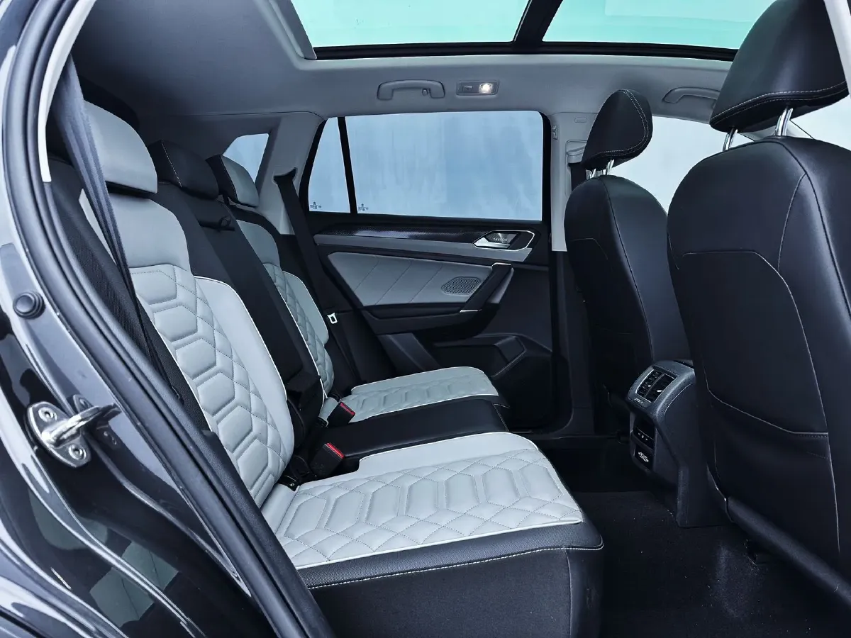 2023 Volkswagen Tayron 1.4T 150HP L4 7DCT,autocango,china used car exporter,china ev exporter,chinese used car exporter,chinese used ev exporter