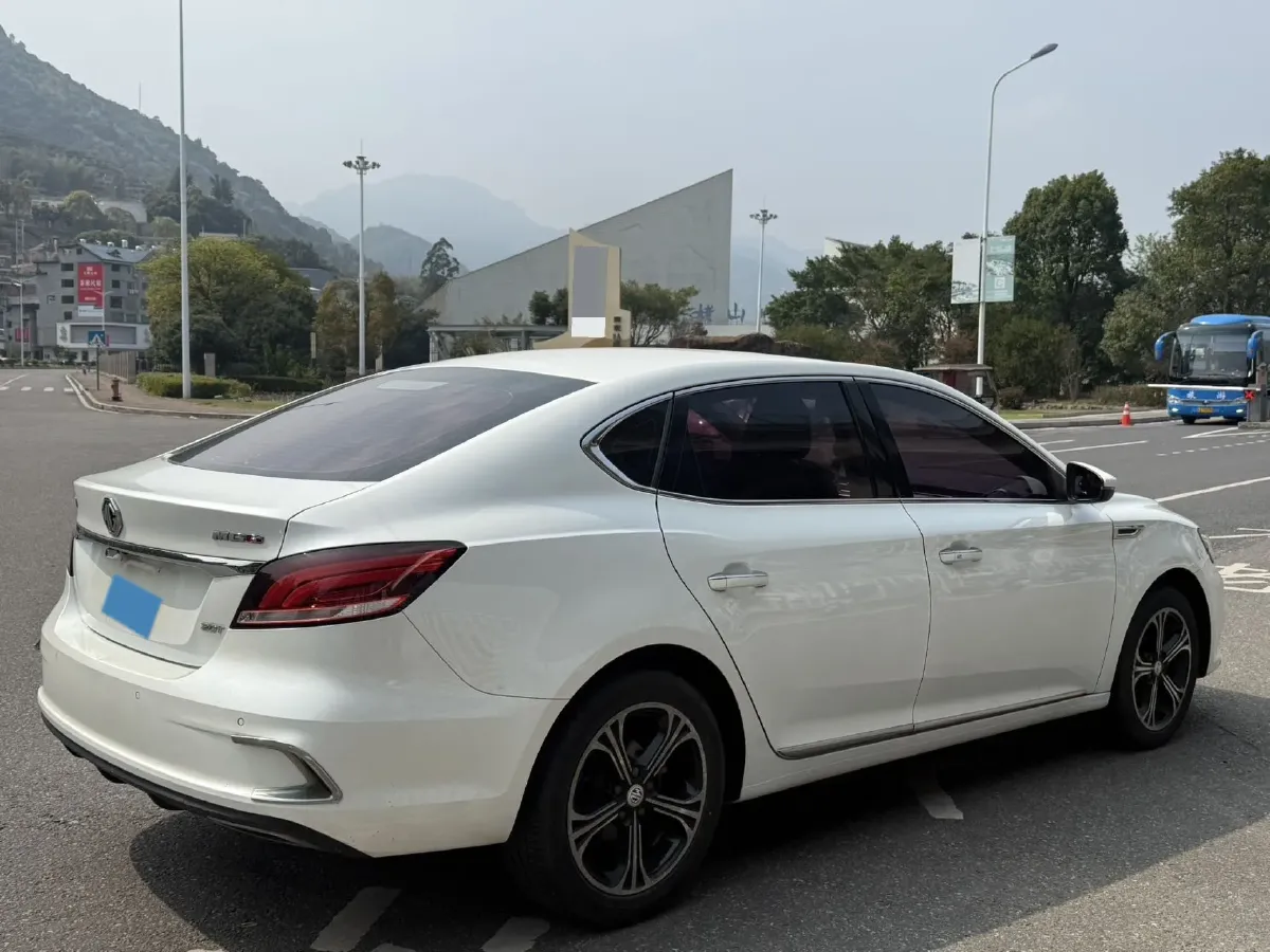 2017 MG MG6 1.5T 169HP L4 7DCT,autocango,china used car exporter,china ev exporter,chinese used car exporter,chinese used ev exporter