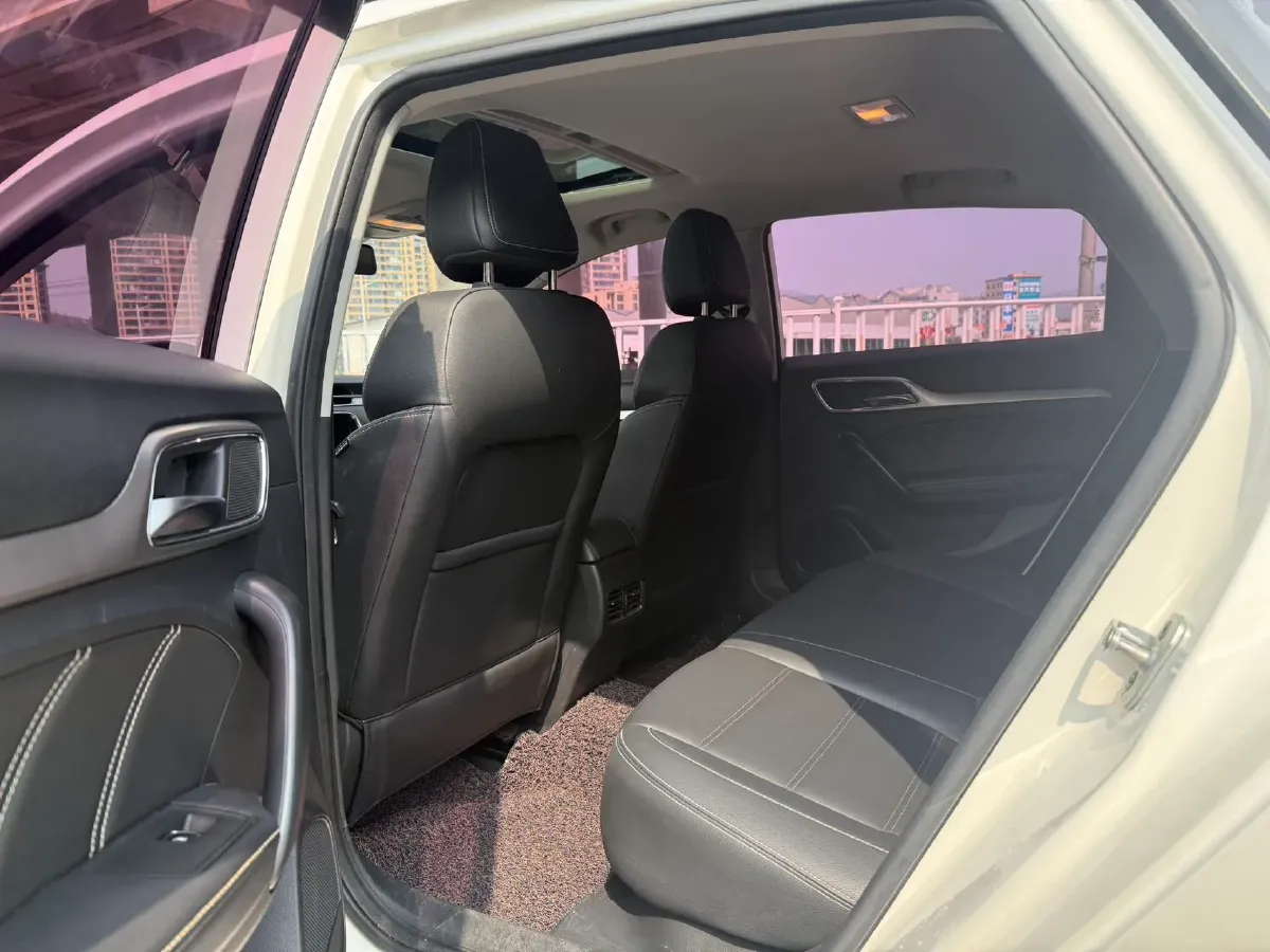 2017 MG MG6 1.5T 169HP L4 7DCT,autocango,china used car exporter,china ev exporter,chinese used car exporter,chinese used ev exporter