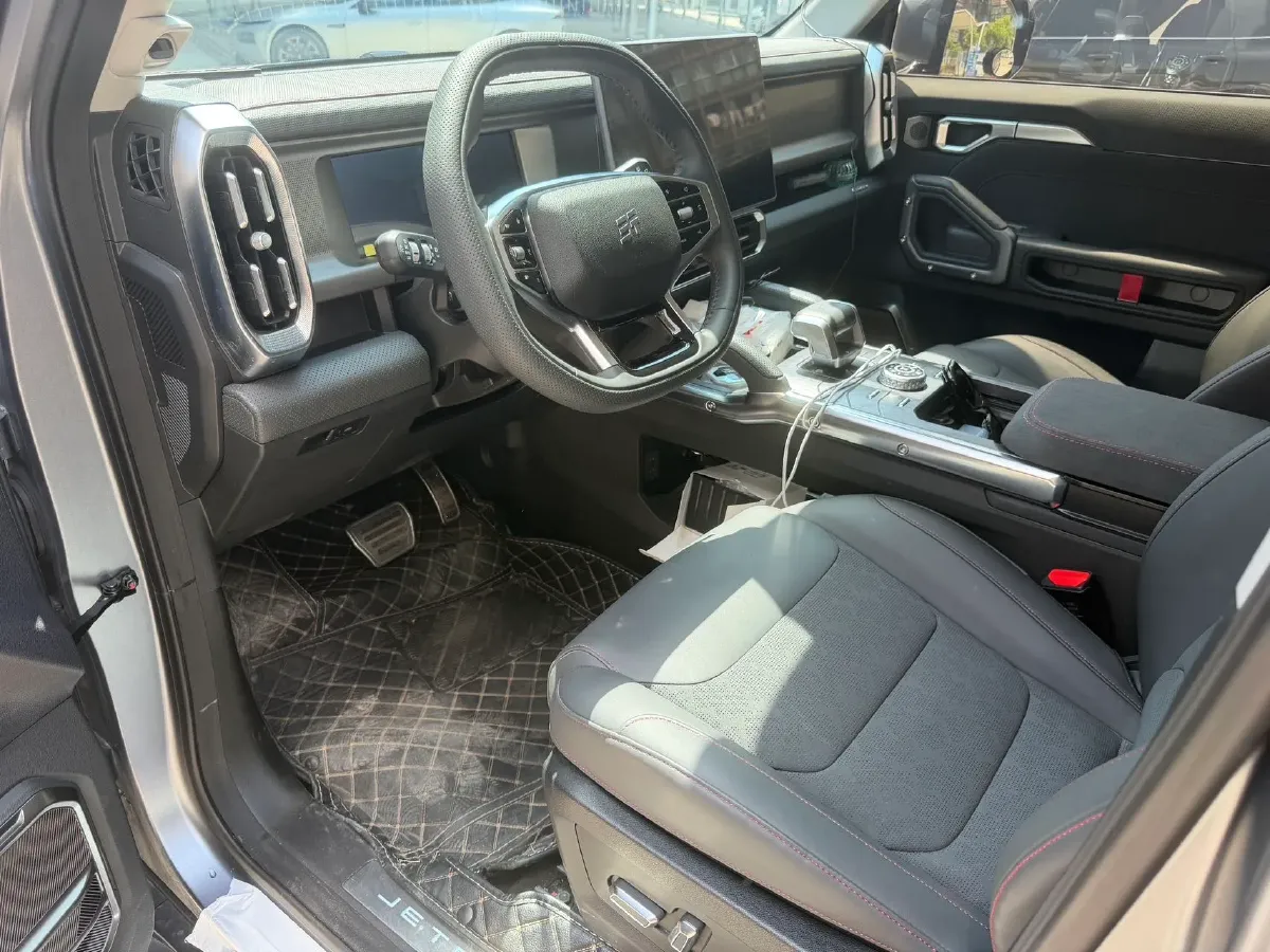 2023 Jetour Traveller 2.0T 254HP L4 7DCT,autocango,china used car exporter,china ev exporter,chinese used car exporter,chinese used ev exporter