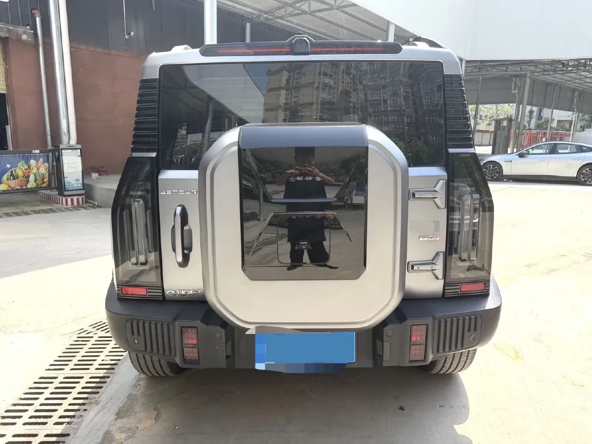 2023 Jetour Traveller 2.0T 254HP L4 7DCT,autocango,china used car exporter,china ev exporter,chinese used car exporter,chinese used ev exporter