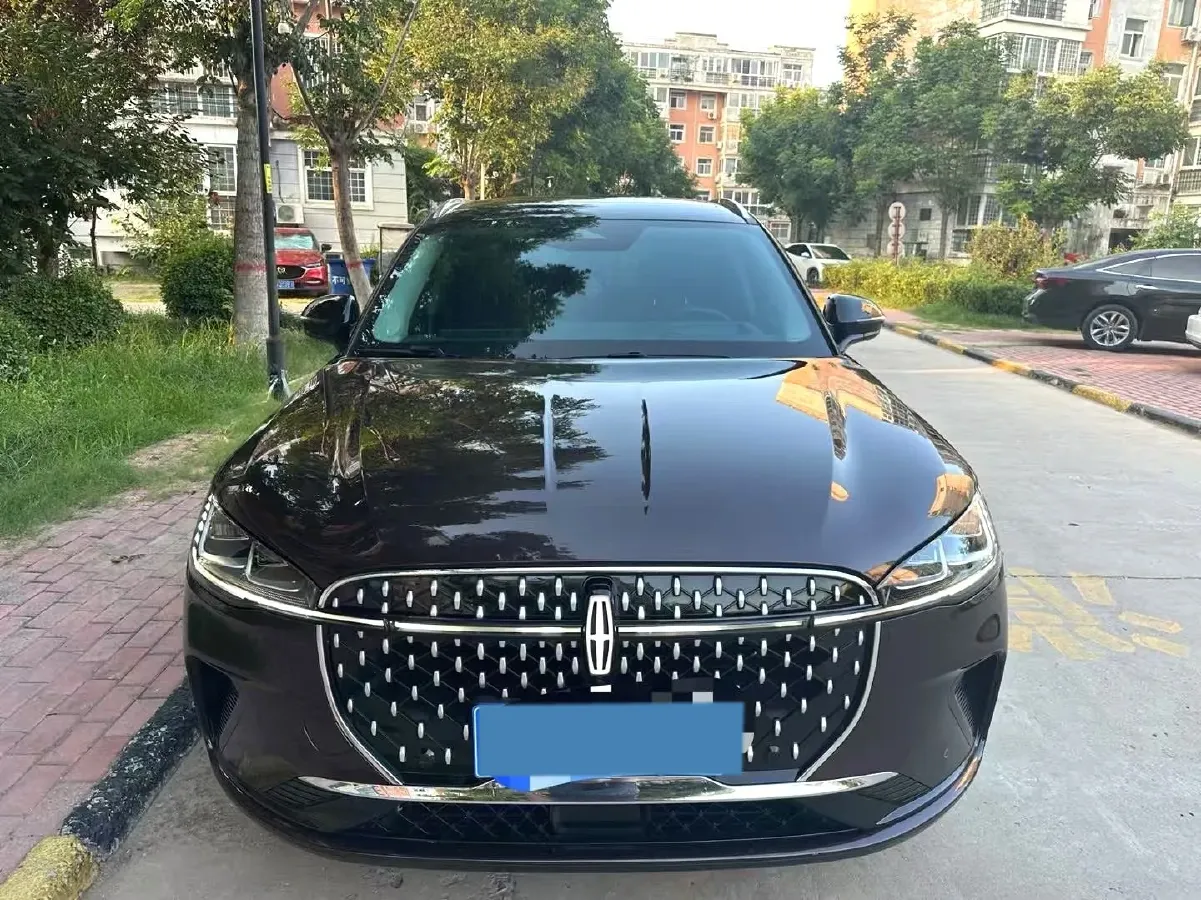 2023 Lincoln Corsair 2.0T 261HP L4 8AT,autocango,china used car exporter,china ev exporter,chinese used car exporter,chinese used ev exporter