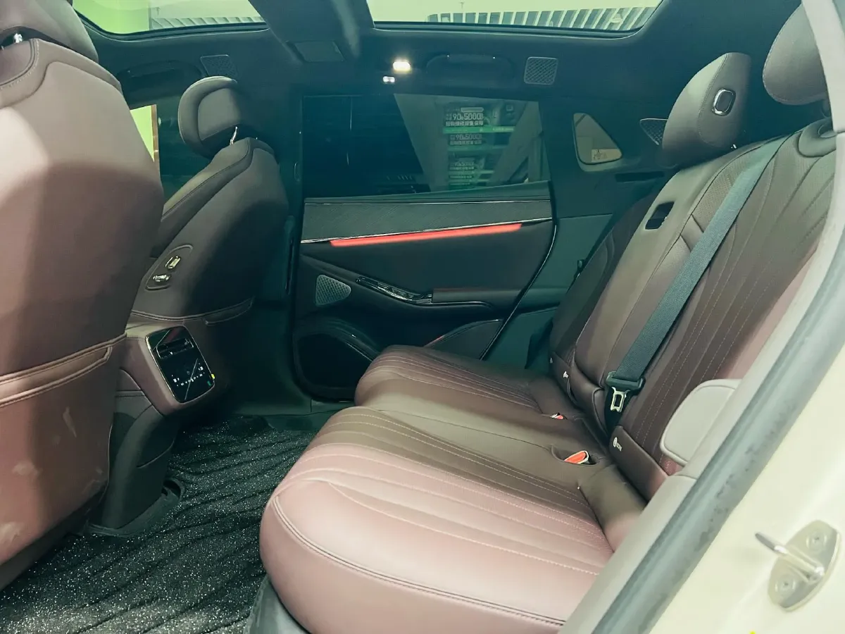 2024 Denza DenzaZ9GT 2.0T 207HP L4 E-CVT PHEV 38.5KWH,autocango,china used car exporter,china ev exporter,chinese used car exporter,chinese used ev exporter