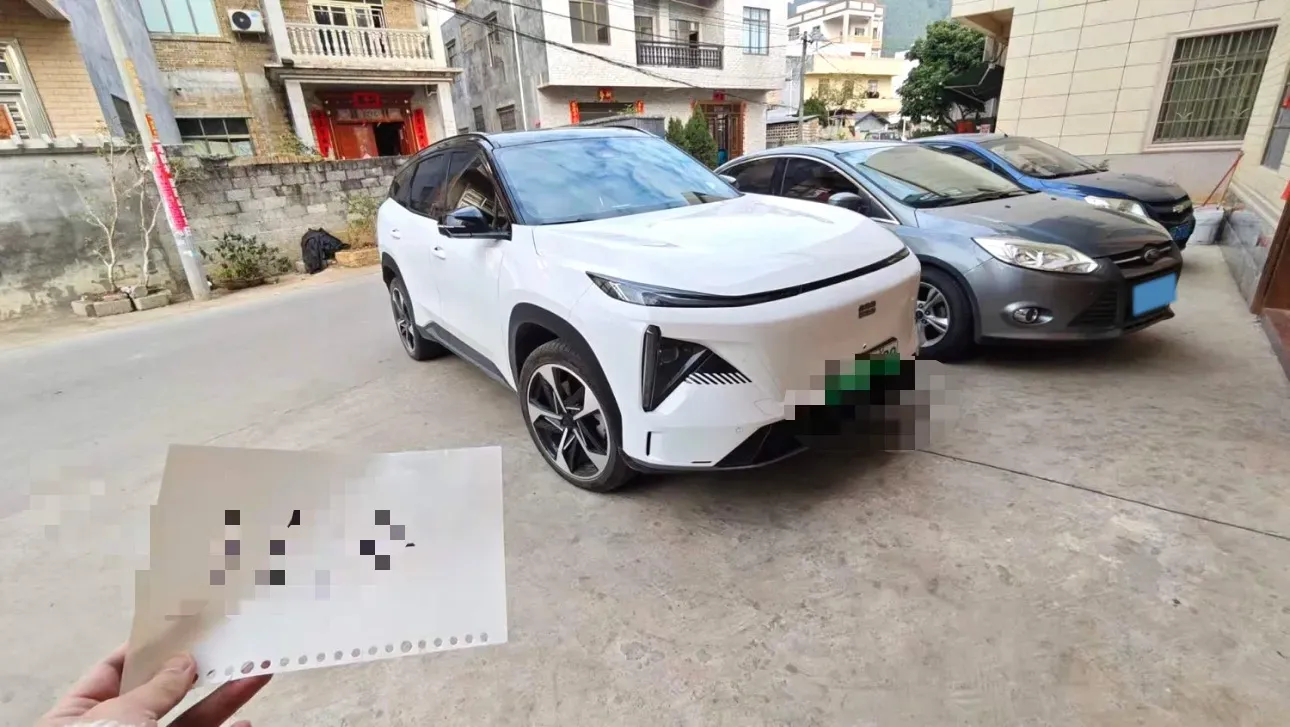 2024 Geely Galaxy L7 1.5T 163HP L4 3DHT PHEV 18.7KWH,autocango,china used car exporter,china ev exporter,chinese used car exporter,chinese used ev exporter