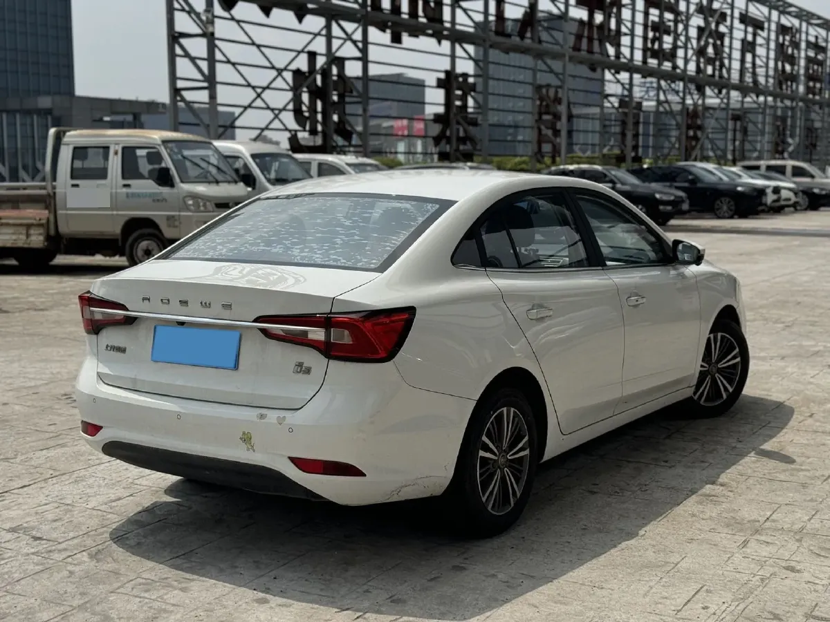 2019 Roewe i5 1.5L 120HP L4 CVT,autocango,china used car exporter,china ev exporter,chinese used car exporter,chinese used ev exporter