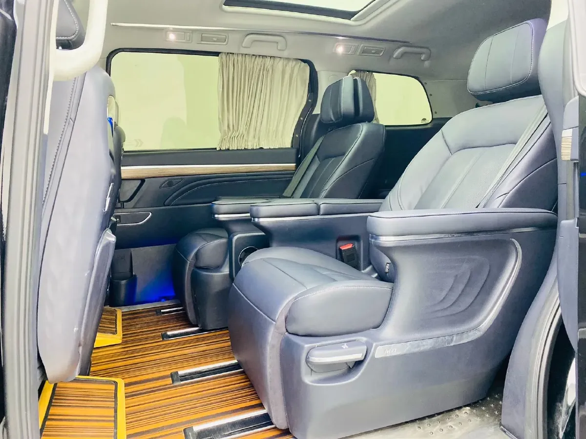 2023 GAC Trumpchi M8 2.0T 252HP L4 8AT,autocango,china used car exporter,china ev exporter,chinese used car exporter,chinese used ev exporter