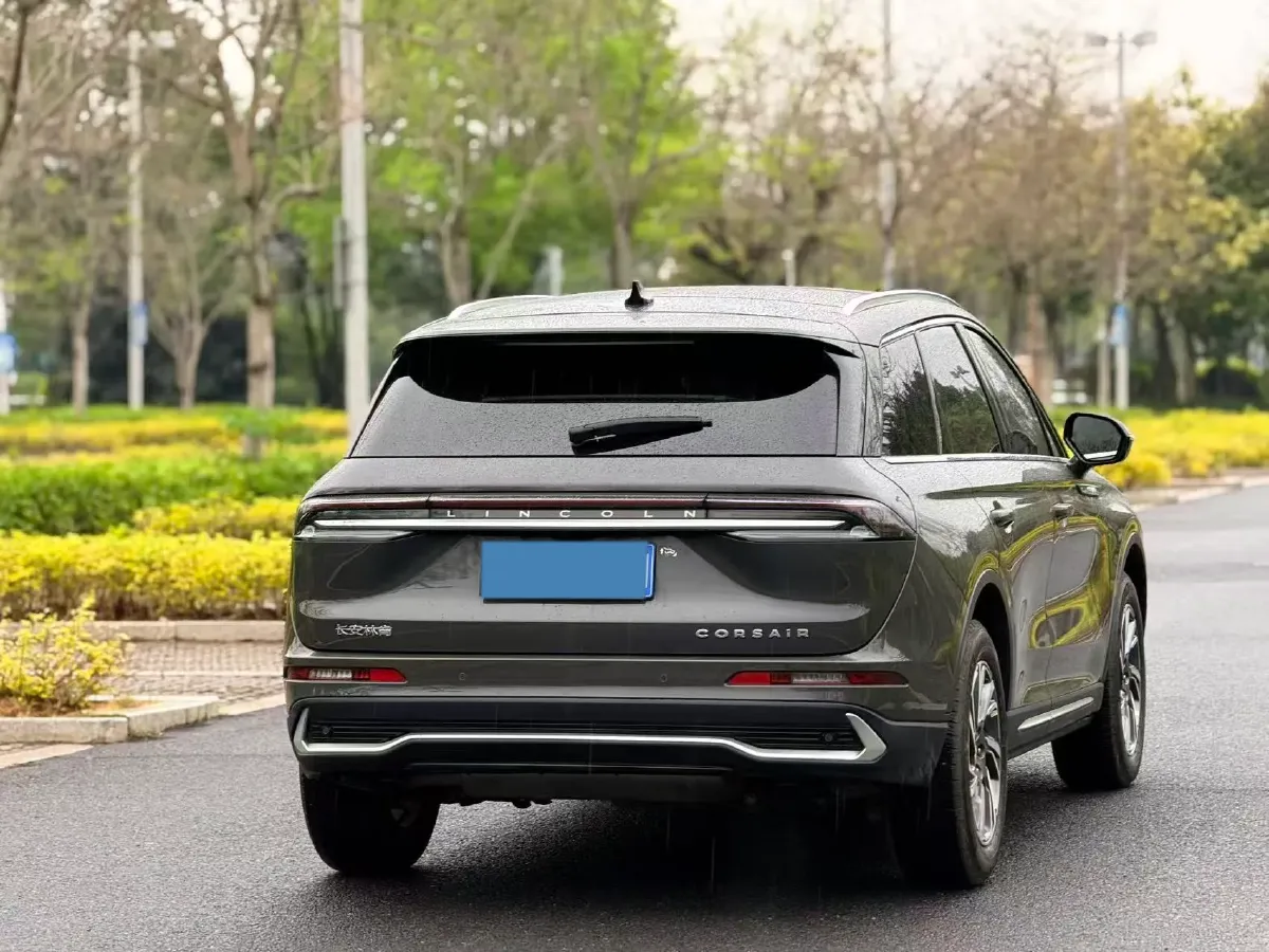 2023 Lincoln Corsair 2.0T 261HP L4 8AT,autocango,china used car exporter,china ev exporter,chinese used car exporter,chinese used ev exporter
