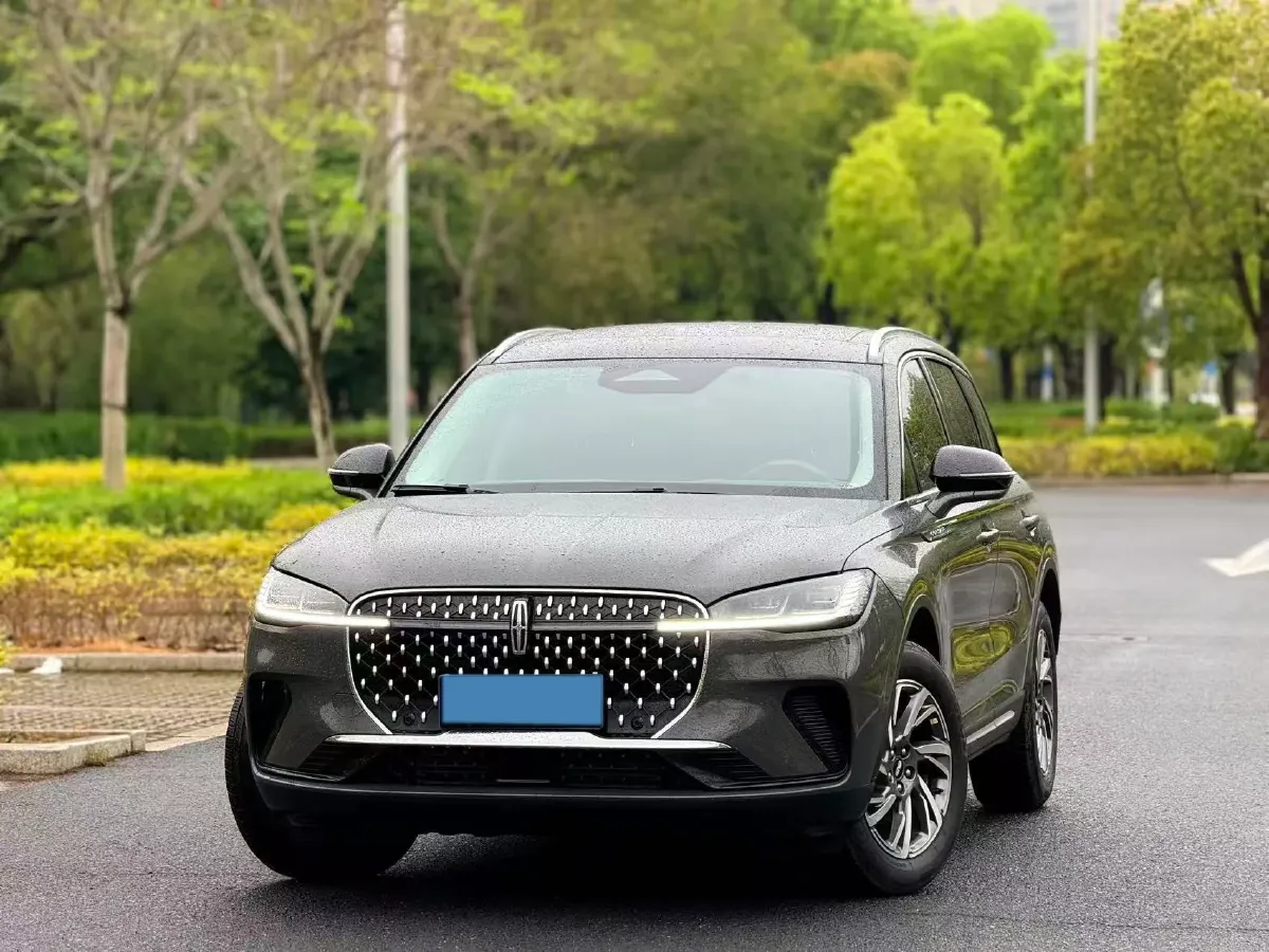 2023 Lincoln Corsair 2.0T 261HP L4 8AT,autocango,china used car exporter,china ev exporter,chinese used car exporter,chinese used ev exporter