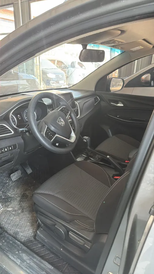 2019 BaoJun 730 1.5T 147HP L4 CVT,autocango,china used car exporter,china ev exporter,chinese used car exporter,chinese used ev exporter