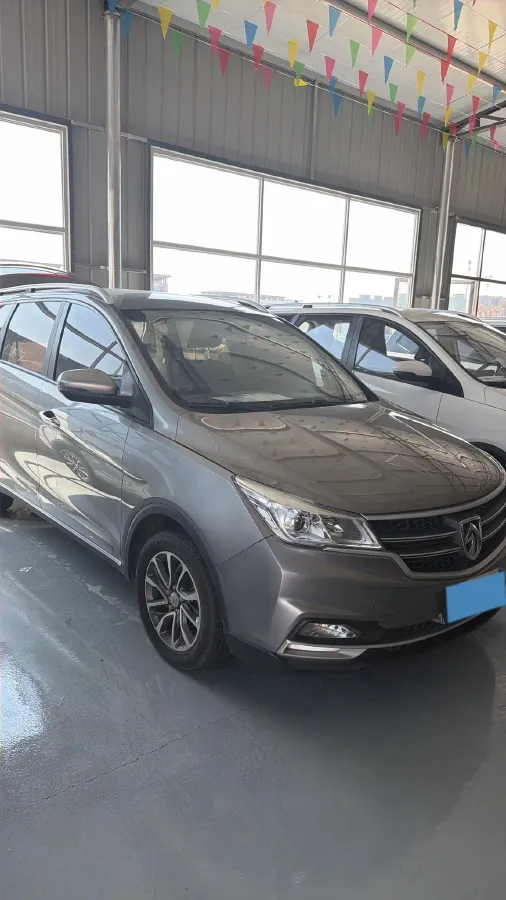 2019 BaoJun 730 1.5T 147HP L4 CVT,autocango,china used car exporter,china ev exporter,chinese used car exporter,chinese used ev exporter