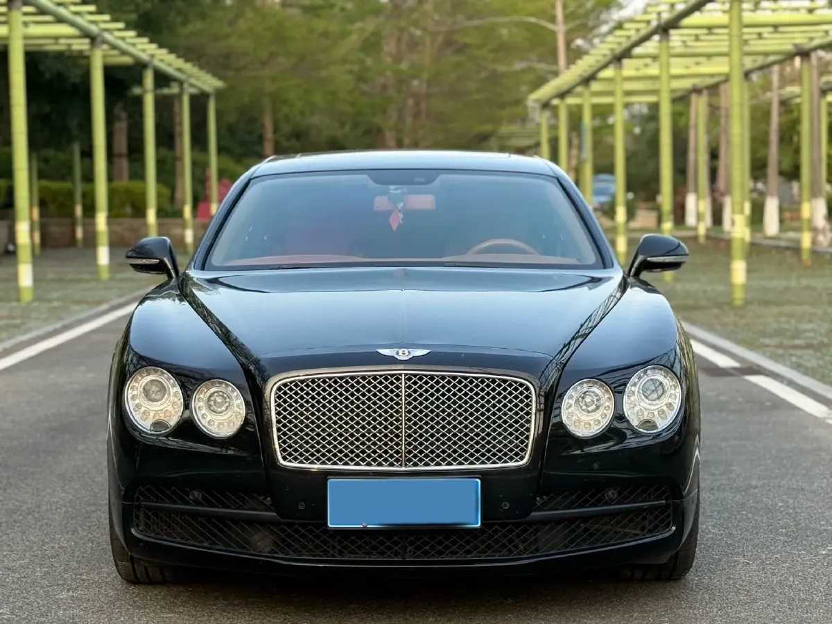 2017 Bentley Flying Spur 4.0T 528HP V8 8AT,autocango,china used car exporter,china ev exporter,chinese used car exporter,chinese used ev exporter