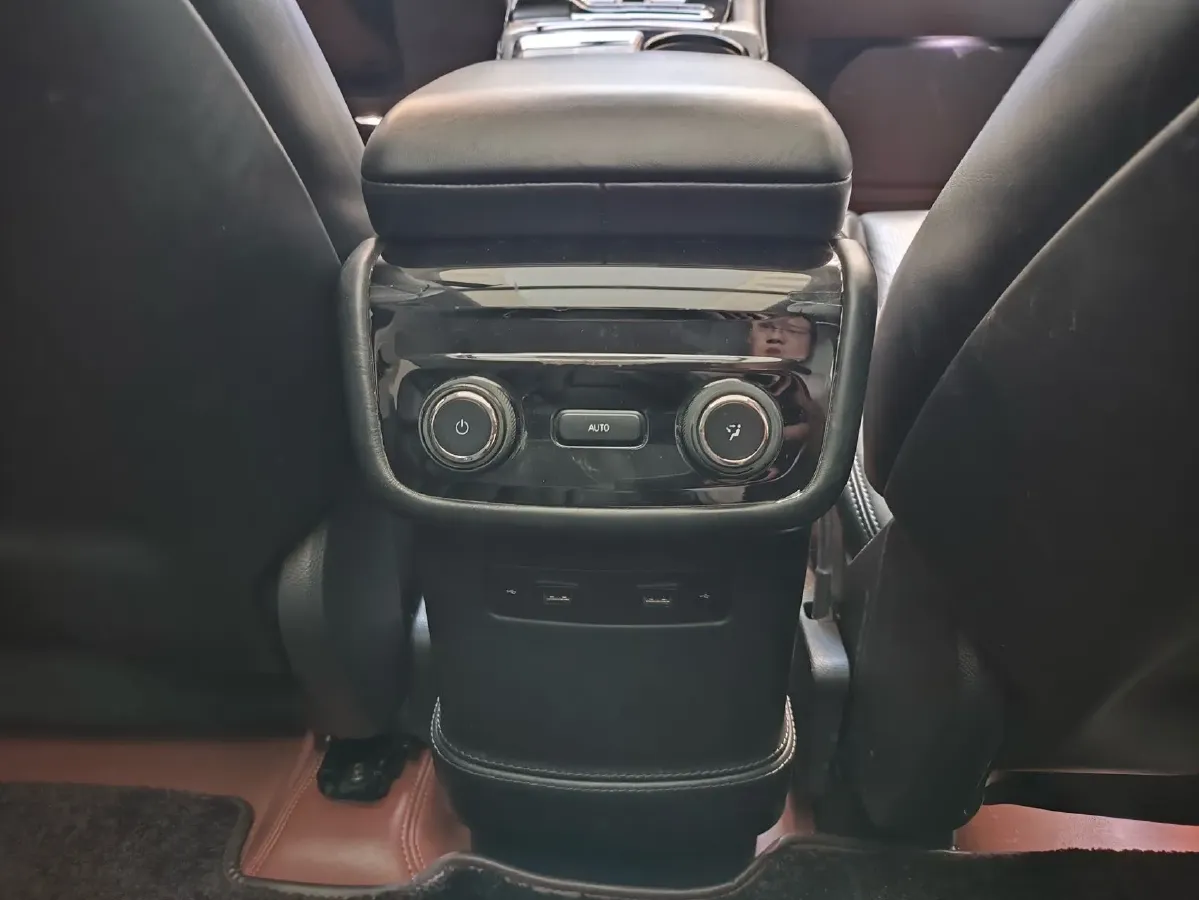 2018 NIO ES8 BEV 70KWH,autocango,china used car exporter,china ev exporter,chinese used car exporter,chinese used ev exporter