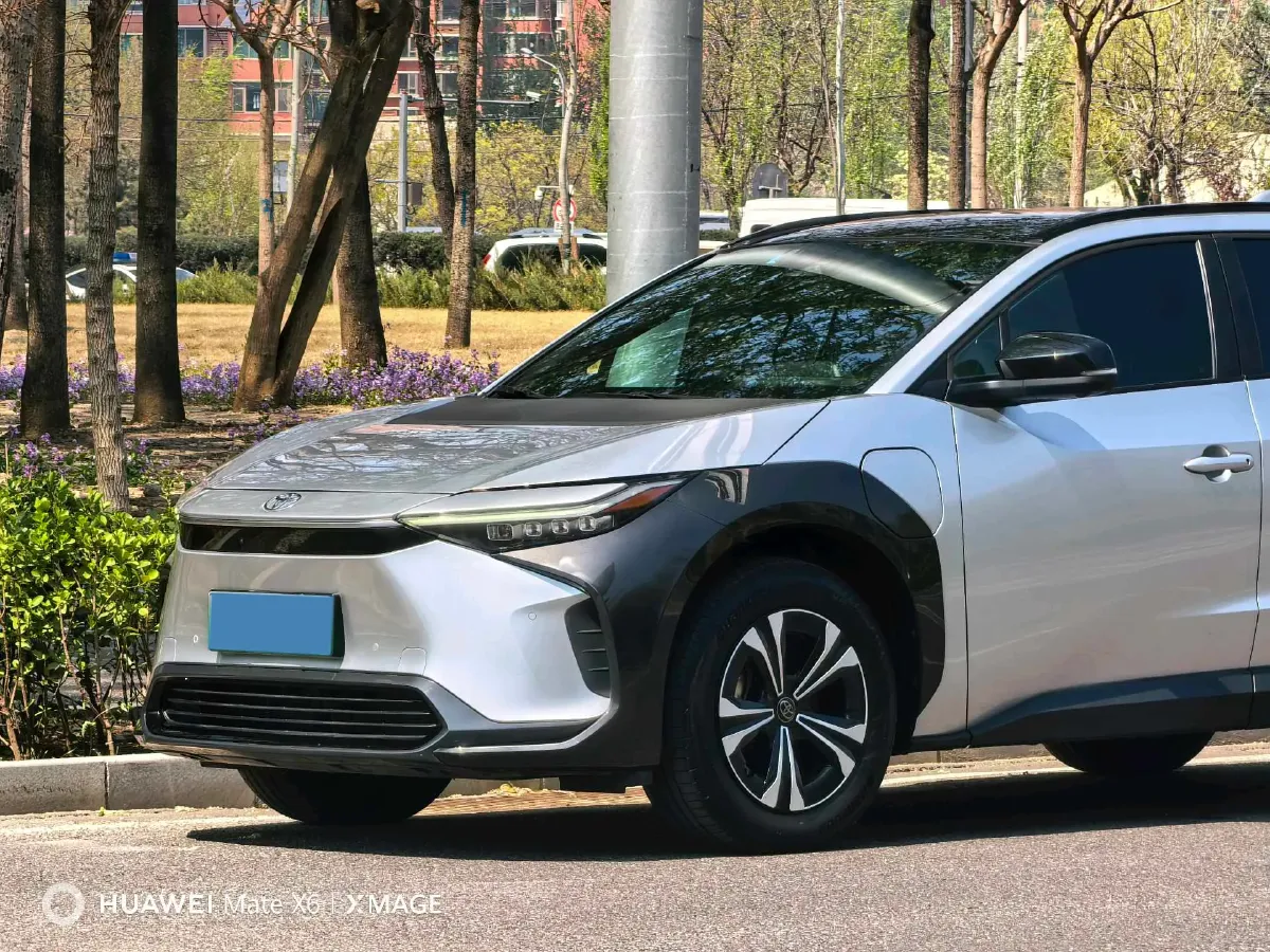2022 Toyota bZ4X BEV 66.7KWH,autocango,china used car exporter,china ev exporter,chinese used car exporter,chinese used ev exporter