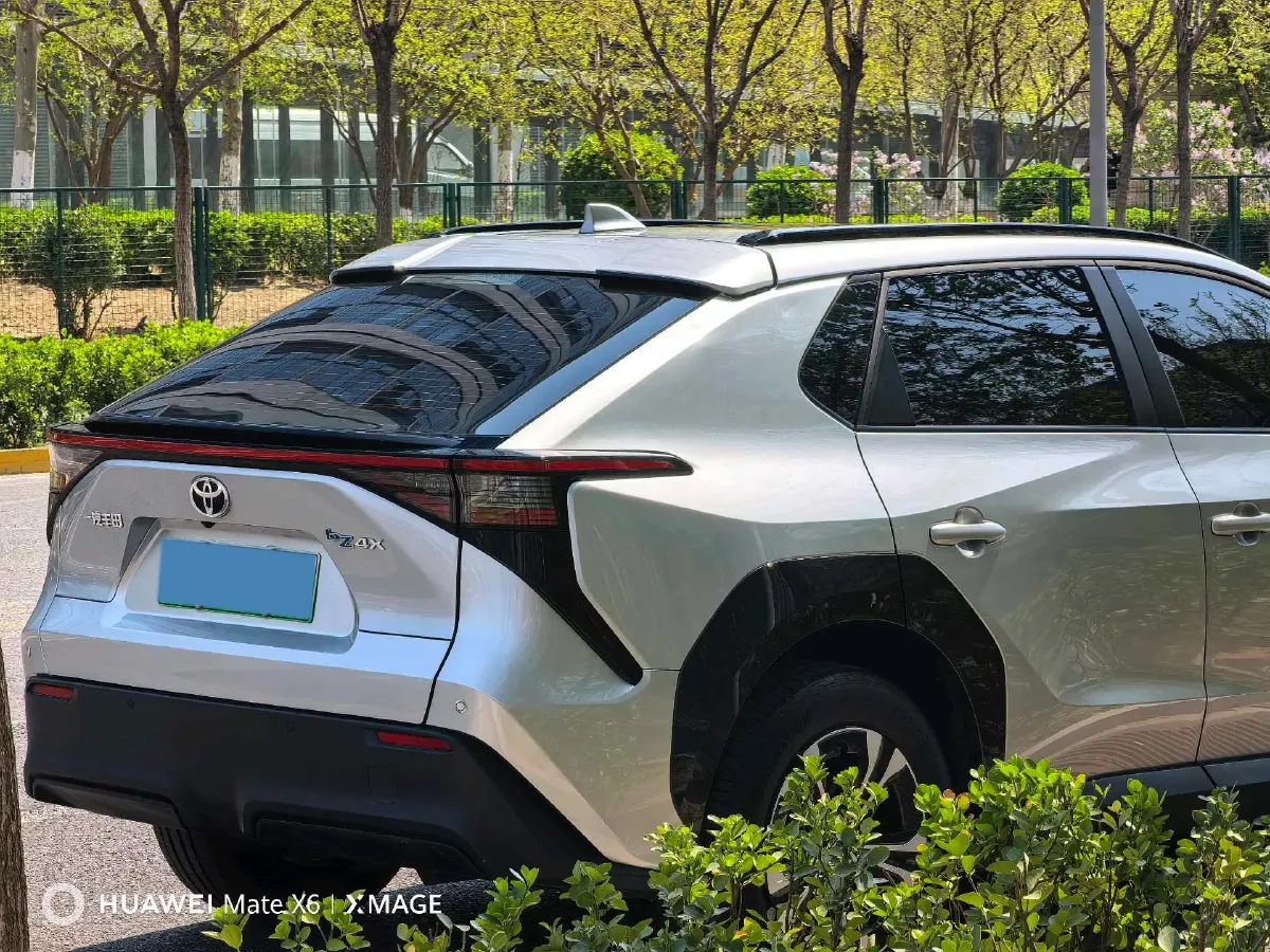 2022 Toyota bZ4X BEV 66.7KWH,autocango,china used car exporter,china ev exporter,chinese used car exporter,chinese used ev exporter