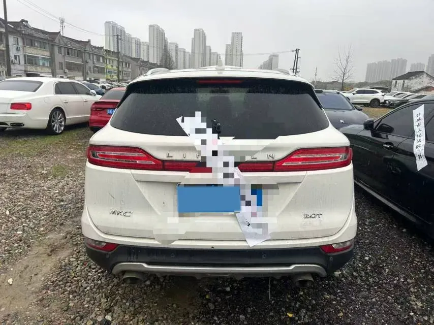 2018 Lincoln MKC 2.0T 203HP L4 6AT,autocango,china used car exporter,china ev exporter,chinese used car exporter,chinese used ev exporter
