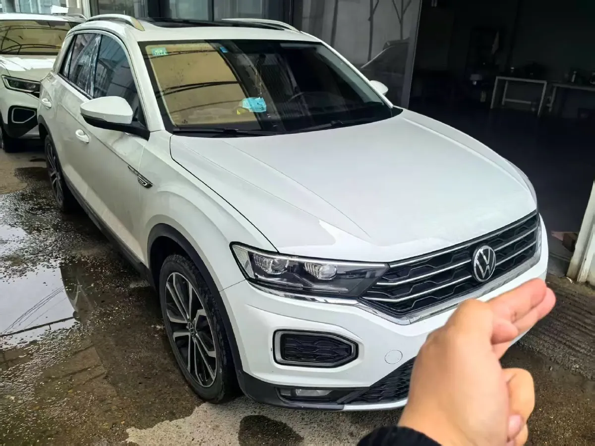 2021 Volkswagen T-Roc 1.4T 150HP L4 7DCT,autocango,china used car exporter,china ev exporter,chinese used car exporter,chinese used ev exporter