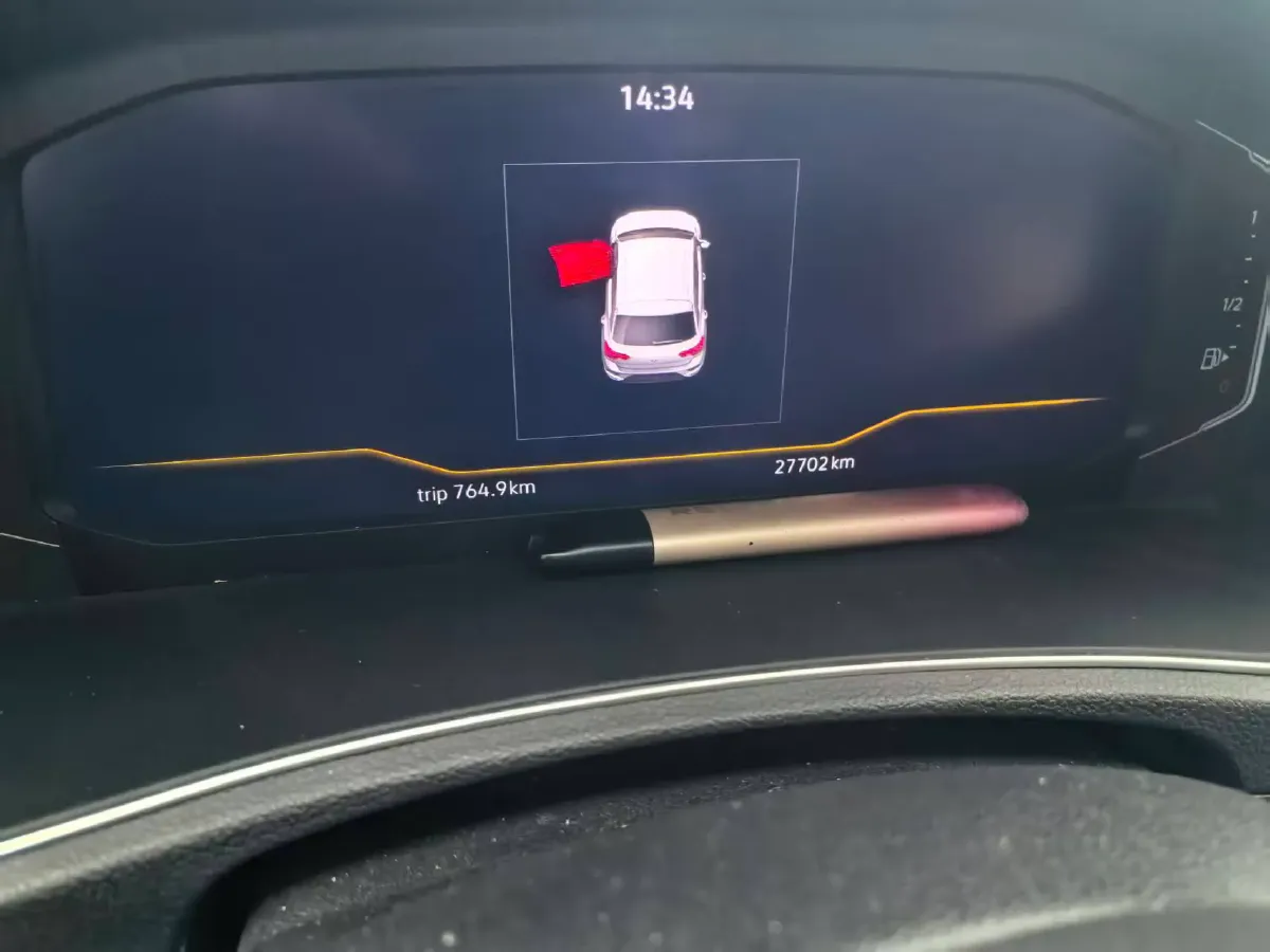 2021 Volkswagen T-Roc 1.4T 150HP L4 7DCT,autocango,china used car exporter,china ev exporter,chinese used car exporter,chinese used ev exporter