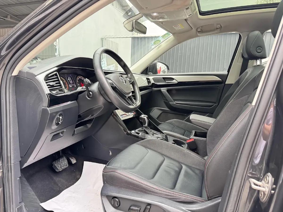 2020 Volkswagen Tayron 2.0T 186HP L4 7DCT,autocango,china used car exporter,china ev exporter,chinese used car exporter,chinese used ev exporter