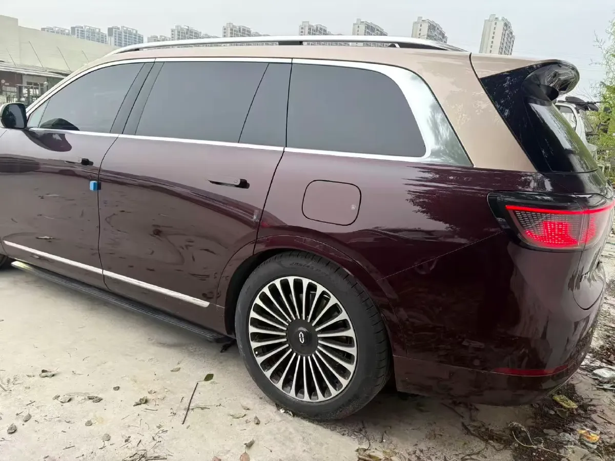 2025 AITO AITO M9 REEV 160HP REEV 52KWH,autocango,china used car exporter,china ev exporter,chinese used car exporter,chinese used ev exporter