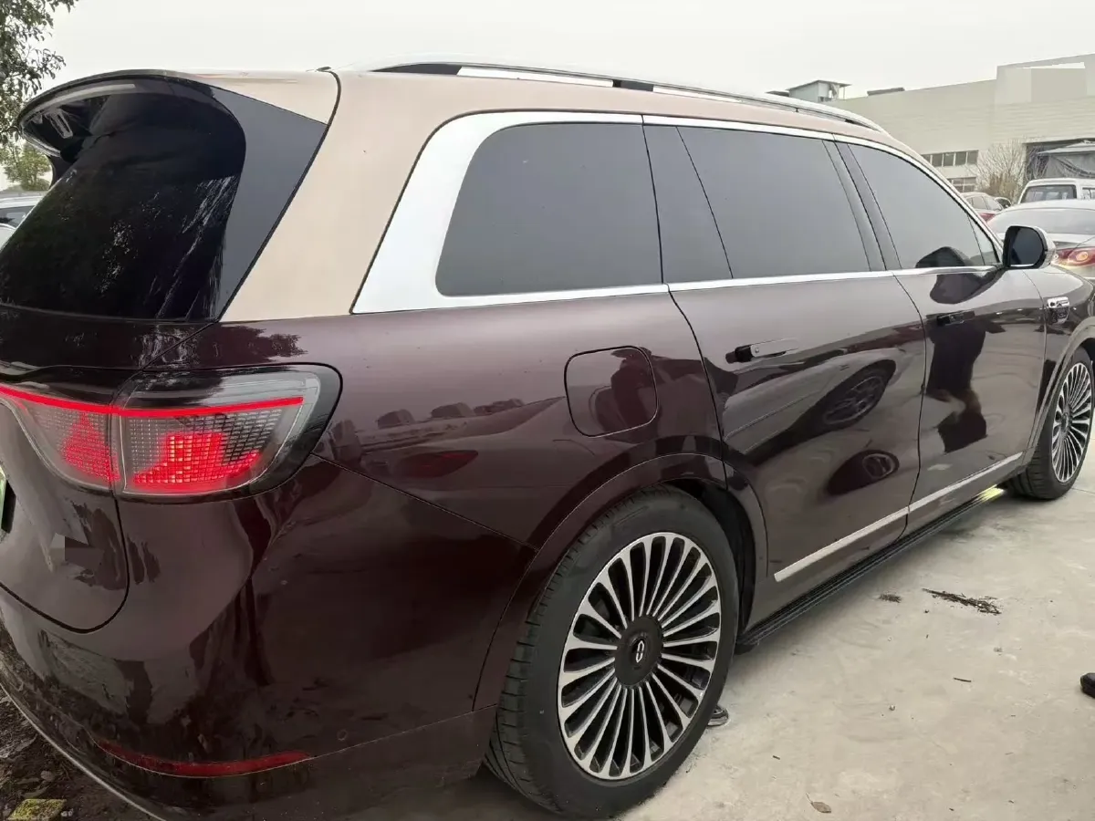 2025 AITO AITO M9 REEV 160HP REEV 52KWH,autocango,china used car exporter,china ev exporter,chinese used car exporter,chinese used ev exporter