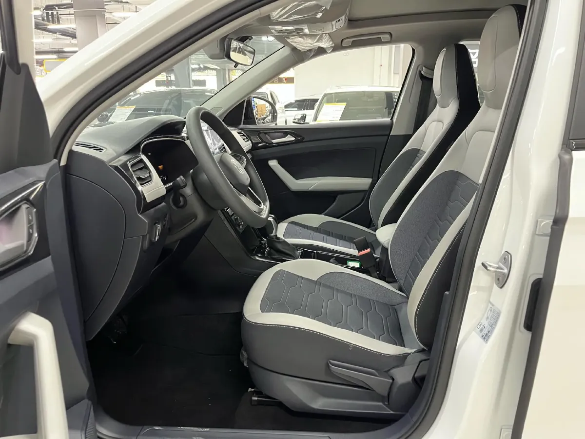 2025 Volkswagen Tharu 1.5L 110HP L4 6AT,autocango,china used car exporter,china ev exporter,chinese used car exporter,chinese used ev exporter