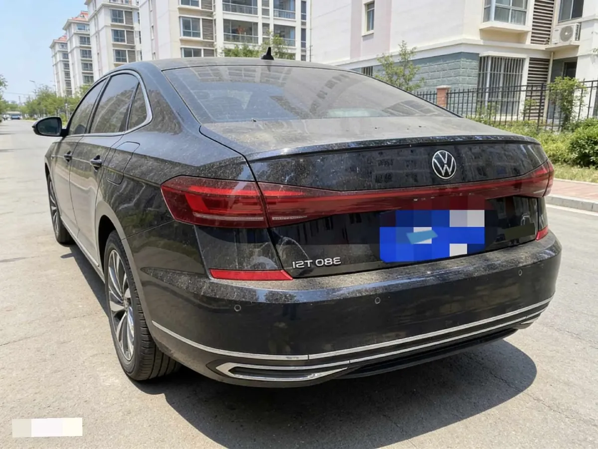 2024 Volkswagen Passat 2.0T 220HP L4 7DCT,autocango,china used car exporter,china ev exporter,chinese used car exporter,chinese used ev exporter
