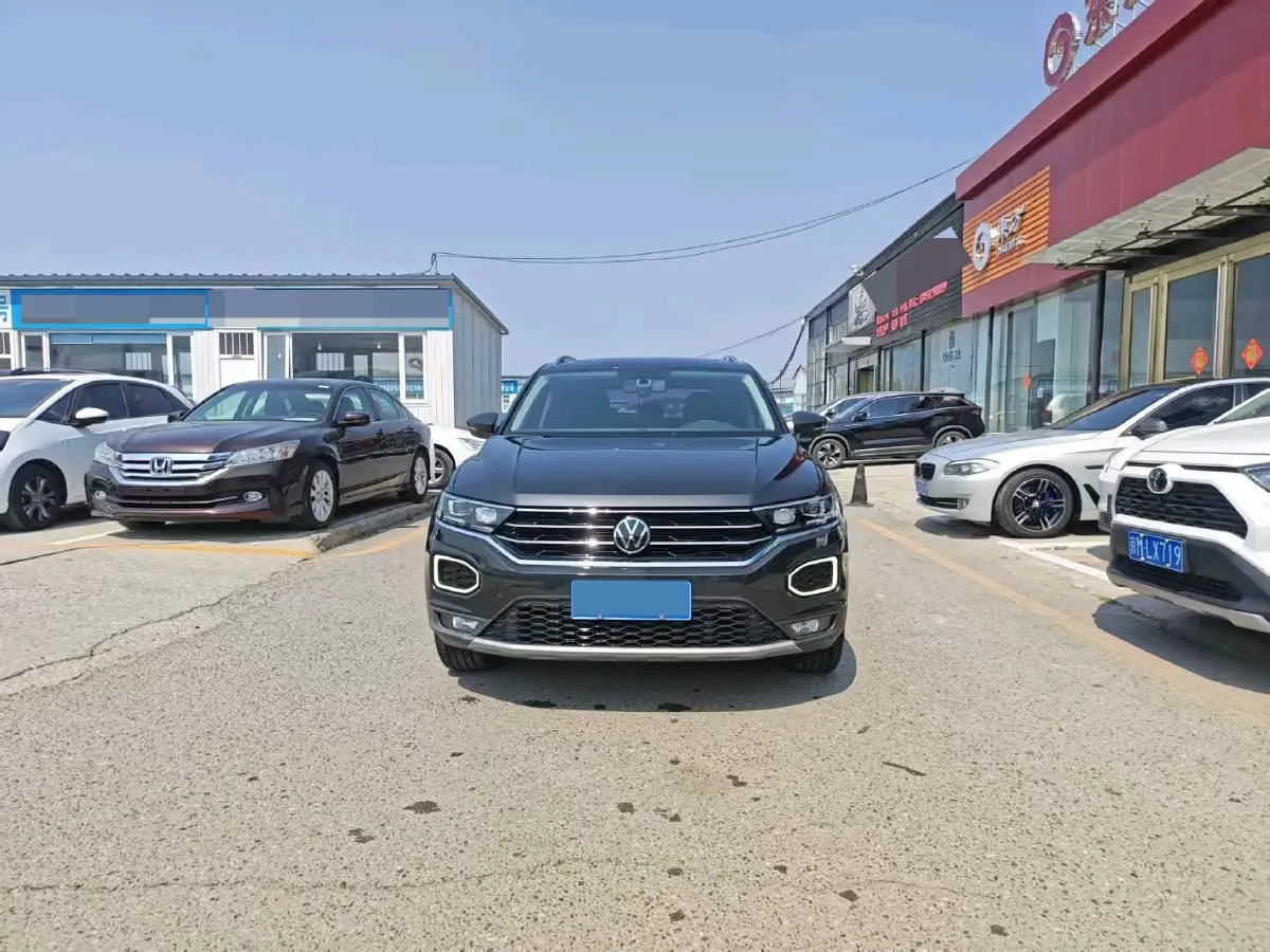 2020 Volkswagen T-Roc 1.4T 150HP L4 7DCT,autocango,china used car exporter,china ev exporter,chinese used car exporter,chinese used ev exporter