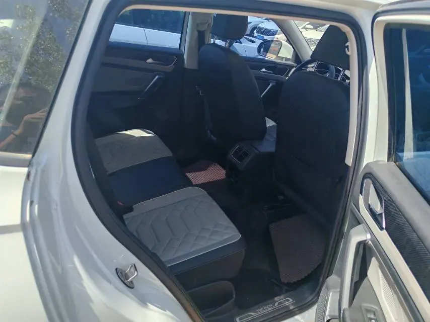 2023 Volkswagen Tayron 2.0T 186HP L4 7DCT,autocango,china used car exporter,china ev exporter,chinese used car exporter,chinese used ev exporter