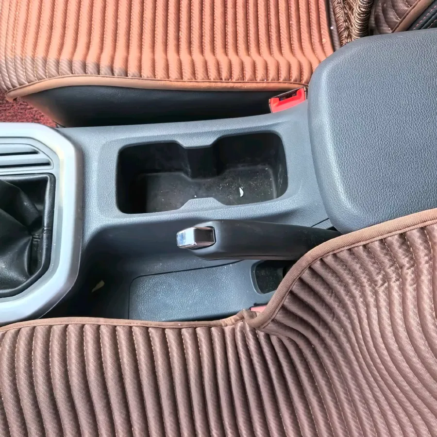 2017 MAXUS T60 2.4L 143HP L4 5MT,autocango,china used car exporter,china ev exporter,chinese used car exporter,chinese used ev exporter