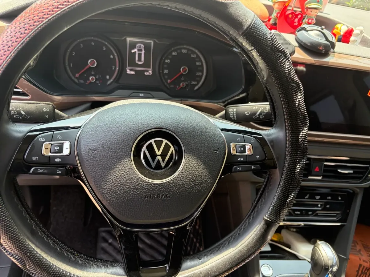 2021 Volkswagen Tharu 1.4T 150HP L4 7DCT,autocango,china used car exporter,china ev exporter,chinese used car exporter,chinese used ev exporter