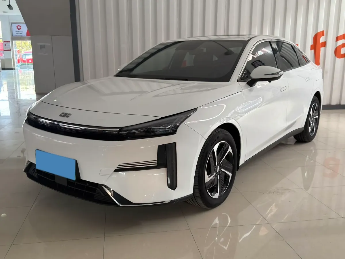 2023 Geely Galaxy L6 1.5T 163HP L4 3DHT PHEV,autocango,china used car exporter,china ev exporter,chinese used car exporter,chinese used ev exporter