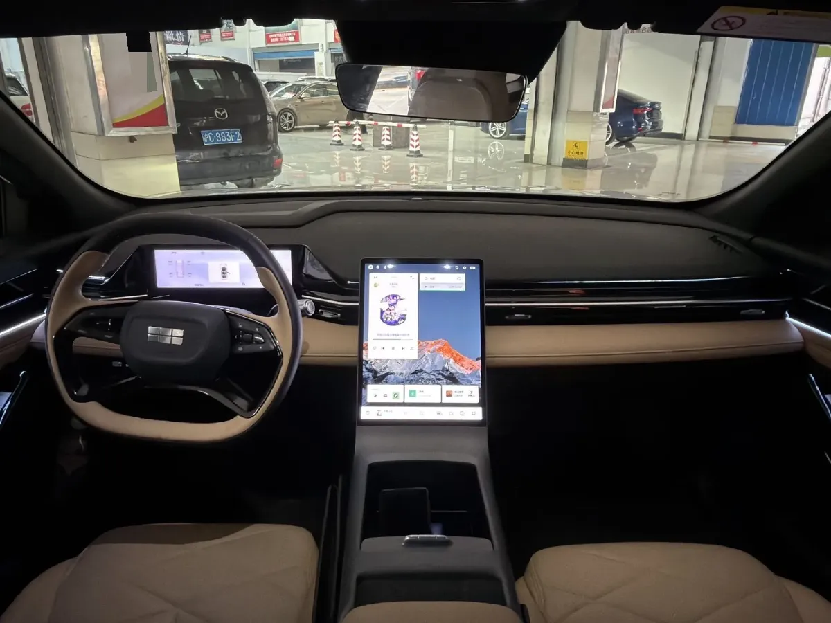 2023 Geely Galaxy L6 1.5T 163HP L4 3DHT PHEV,autocango,china used car exporter,china ev exporter,chinese used car exporter,chinese used ev exporter