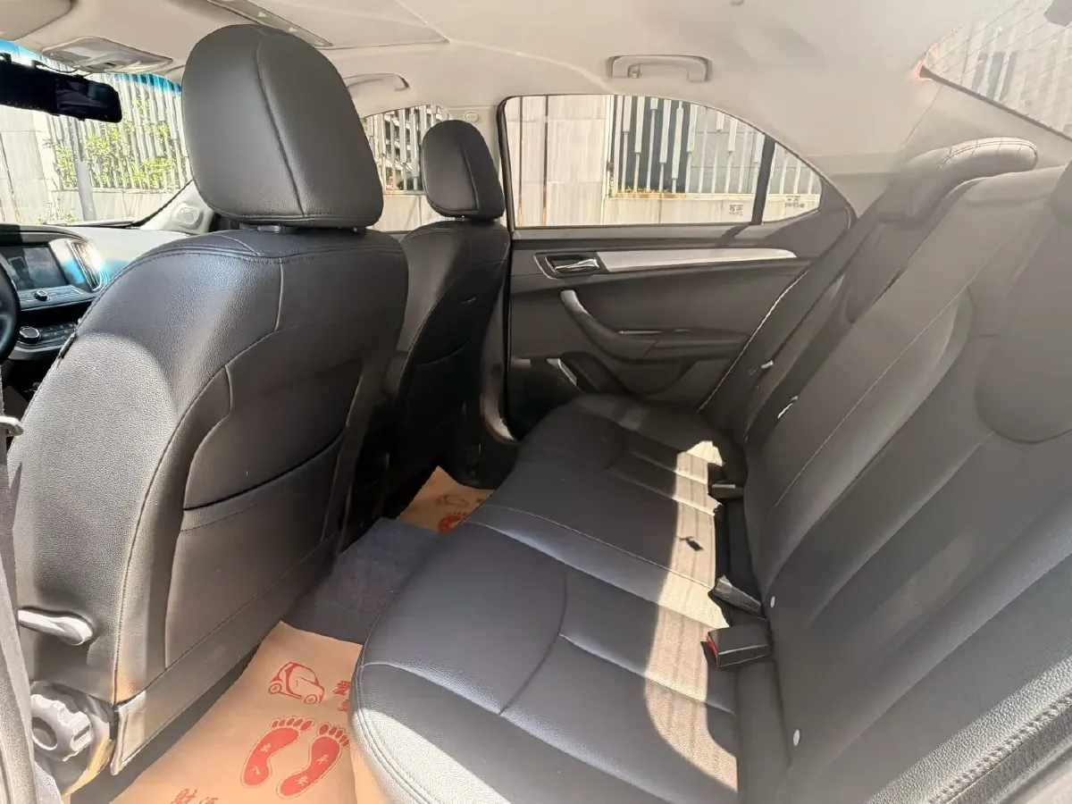 2018 Roewe 360 1.5L 116HP L4 4AT,autocango,china used car exporter,china ev exporter,chinese used car exporter,chinese used ev exporter