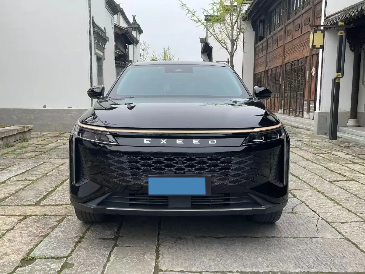 2023 Exceed RX 2.0T 261HP L4 7DCT,autocango,china used car exporter,china ev exporter,chinese used car exporter,chinese used ev exporter