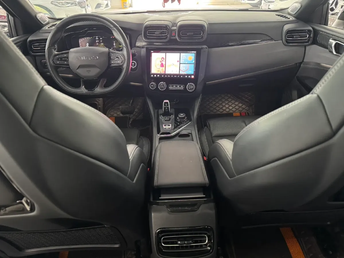 2022 LYNK&CO 02 Hatchback 2.0T 190HP L4 7DCT,autocango,china used car exporter,china ev exporter,chinese used car exporter,chinese used ev exporter