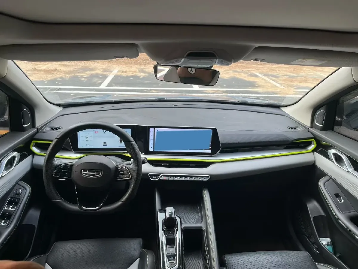 2022 Geely Coolray 1.5T 181HP L4 7DCT,autocango,china used car exporter,china ev exporter,chinese used car exporter,chinese used ev exporter