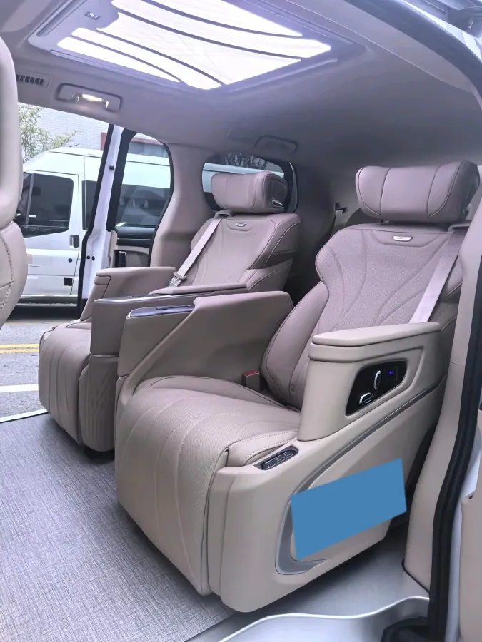 2025 Buick GL8 2.0T 237HP L4 9AT,autocango,china used car exporter,china ev exporter,chinese used car exporter,chinese used ev exporter