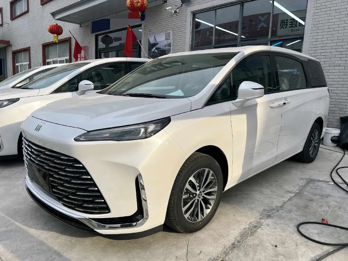 2025 Buick GL8 2.0T 237HP L4 9AT,autocango,china used car exporter,china ev exporter,chinese used car exporter,chinese used ev exporter