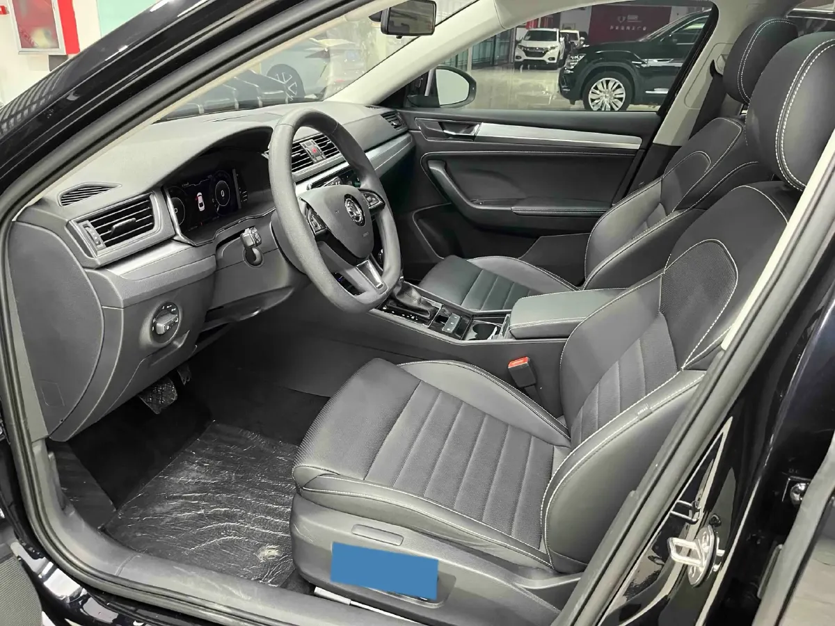 2024 Skoda Superb 1.4T 150HP L4 7DCT,autocango,china used car exporter,china ev exporter,chinese used car exporter,chinese used ev exporter