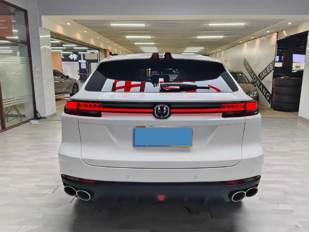 2024 ChangAn UNI-K 2.0T 233HP L4 8AT,autocango,china used car exporter,china ev exporter,chinese used car exporter,chinese used ev exporter