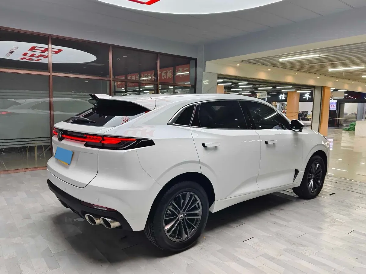 2024 ChangAn UNI-K 2.0T 233HP L4 8AT,autocango,china used car exporter,china ev exporter,chinese used car exporter,chinese used ev exporter