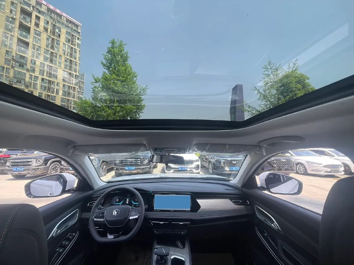 2024 ChangAn X7 PLUS 1.5T 188HP L4 7DCT,autocango,china used car exporter,china ev exporter,chinese used car exporter,chinese used ev exporter