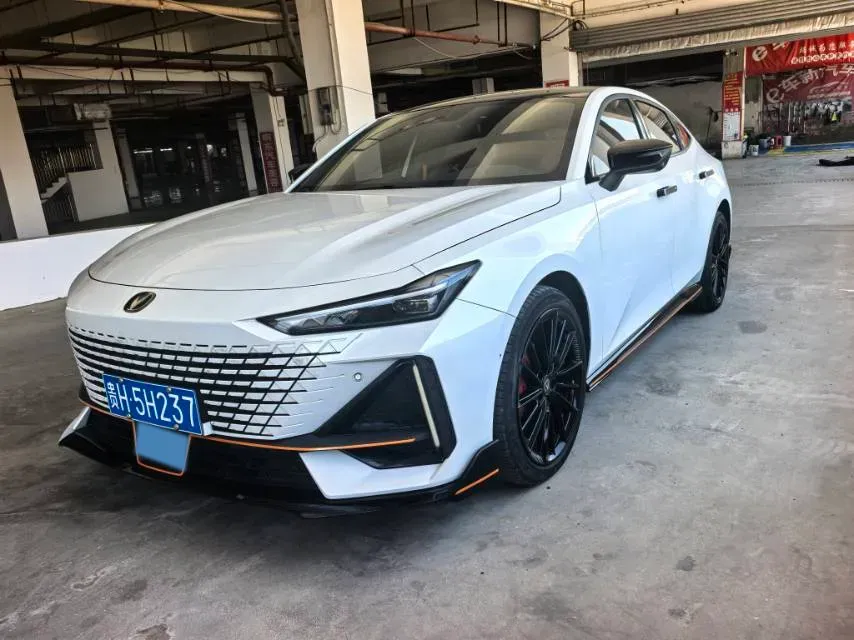 2023 Bestune T77 1.5T 169HP L4 7DCT,autocango,china used car exporter,china ev exporter,chinese used car exporter,chinese used ev exporter