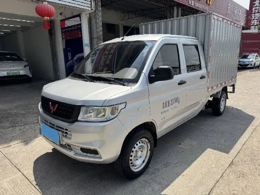 2019 WuLing RongGuang New Truck 1.8L 133HP L4 5MT,autocango,china used car exporter,china ev exporter,chinese used car exporter,chinese used ev exporter
