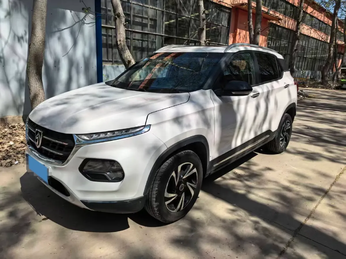 2017 BaoJun 510 1.5L 112HP L4 6MT,autocango,china used car exporter,china ev exporter,chinese used car exporter,chinese used ev exporter