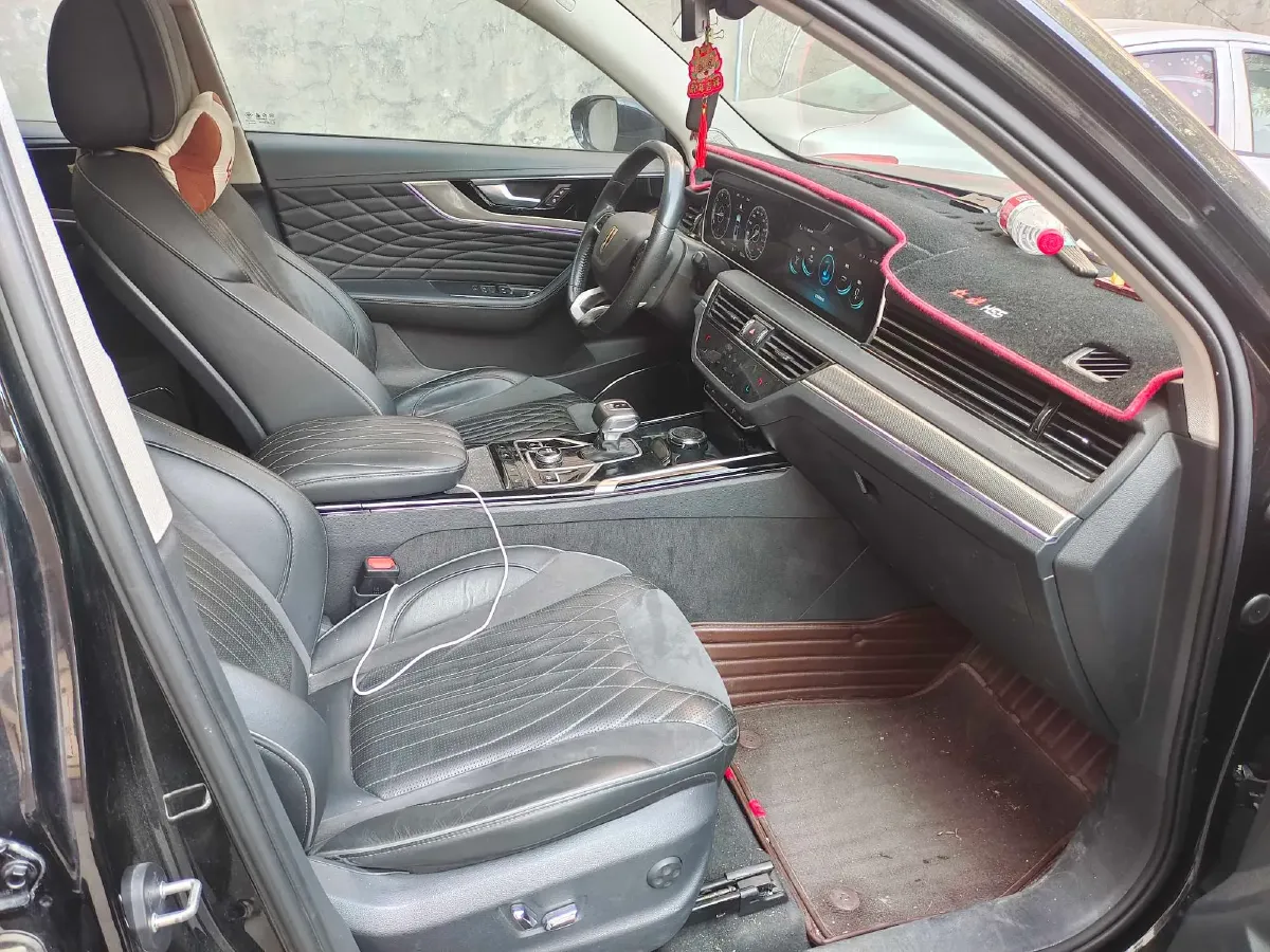 2022 HongQi HS5 2.0T 224HP L4 6AT,autocango,china used car exporter,china ev exporter,chinese used car exporter,chinese used ev exporter